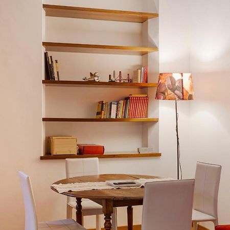 Restayled Chic Apartement- Via Ozieri ミラノ エクステリア 写真
