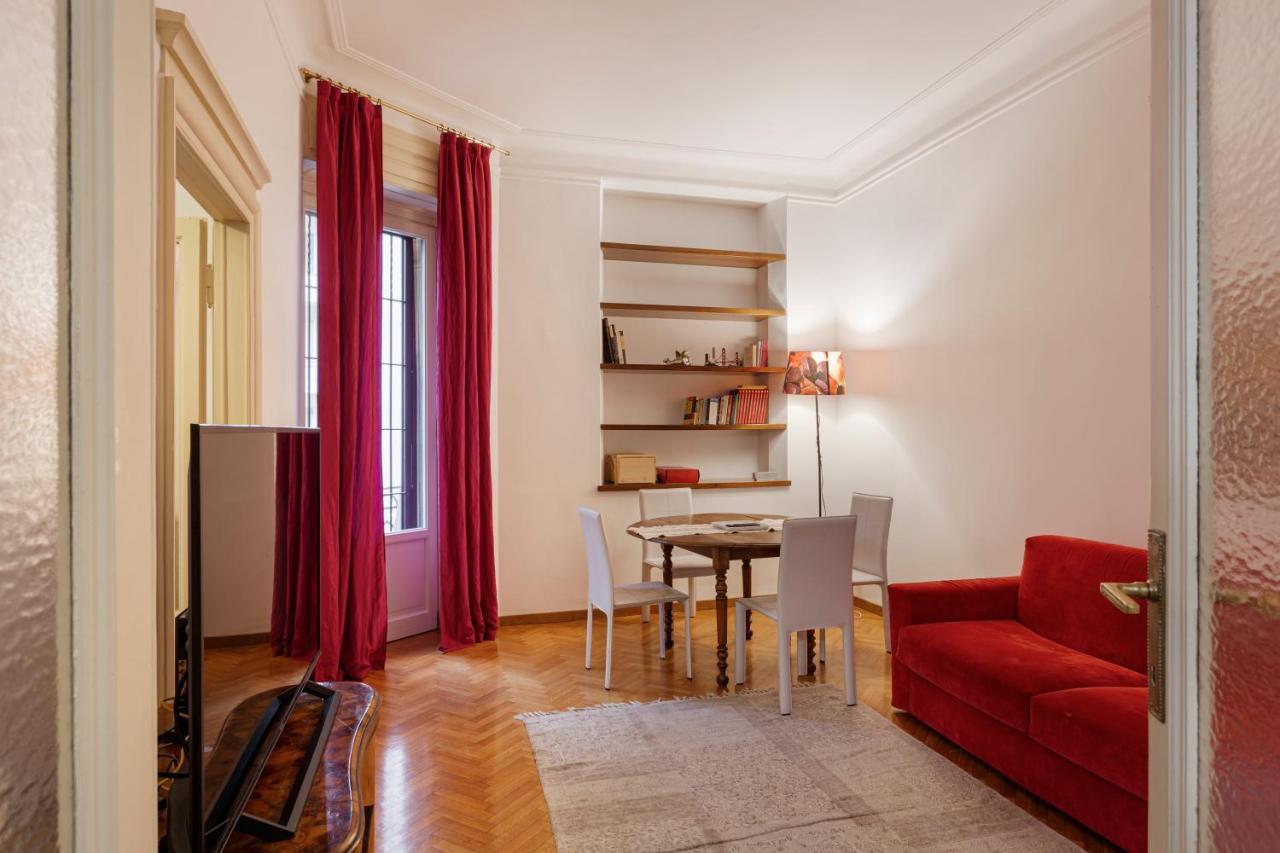 Restayled Chic Apartement- Via Ozieri ミラノ エクステリア 写真