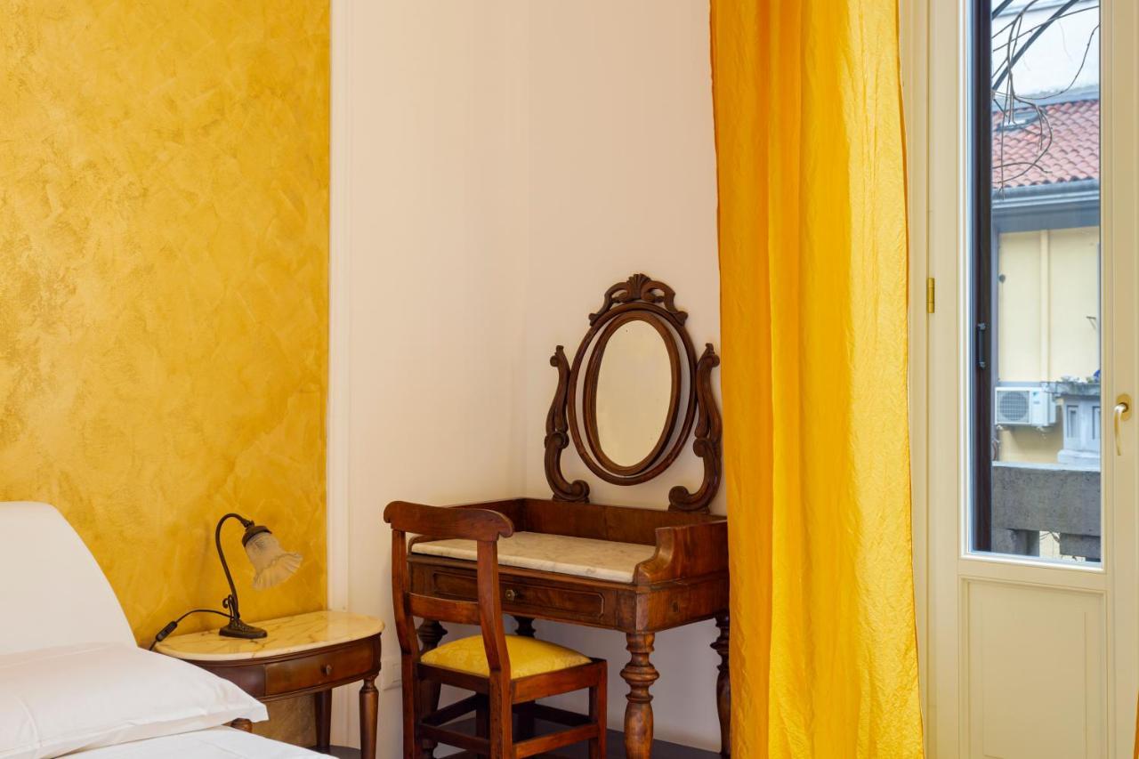 Restayled Chic Apartement- Via Ozieri ミラノ エクステリア 写真